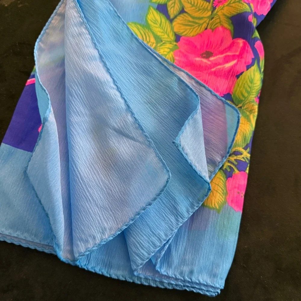 Fantasy Scarf Blue Pink Floral Rose Square 28x28 Nylon Made in Japan 09931‎